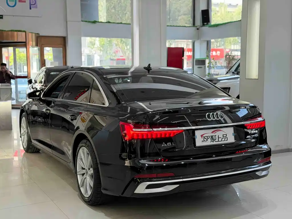 Audi A6L 2023 — фото 19