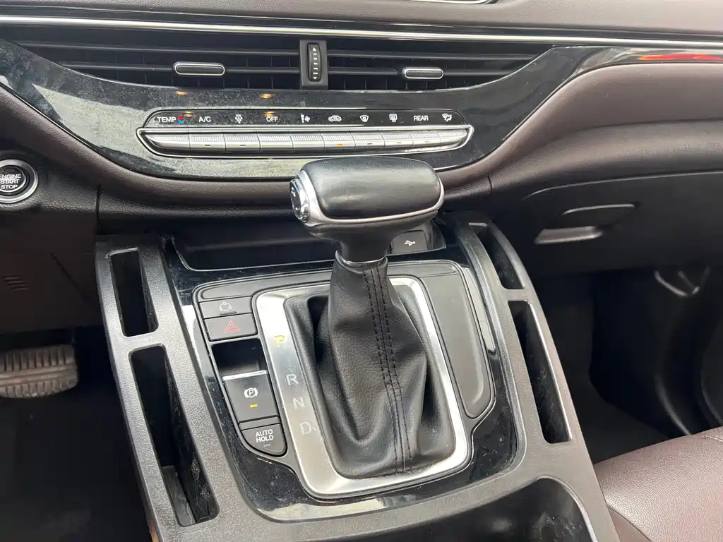 GAC Motor Trumpchi M6 2020 — фото 10