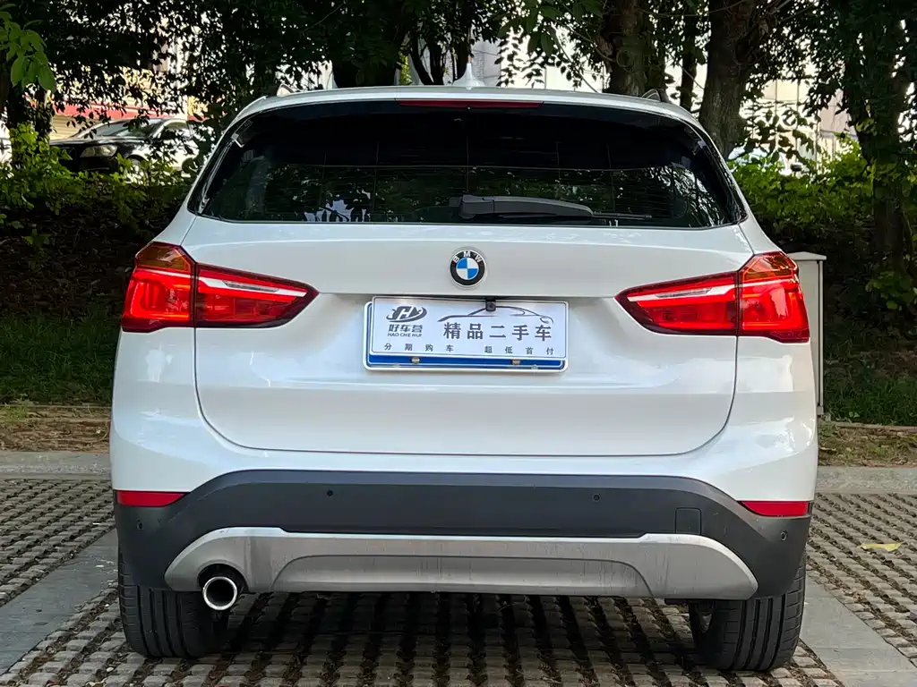 BMW X1 2017 — фото 8