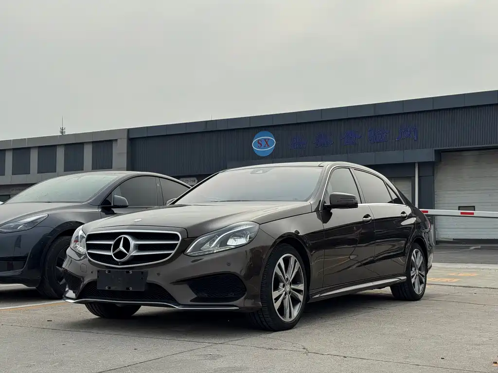 Mercedes-Benz E-Class 2015