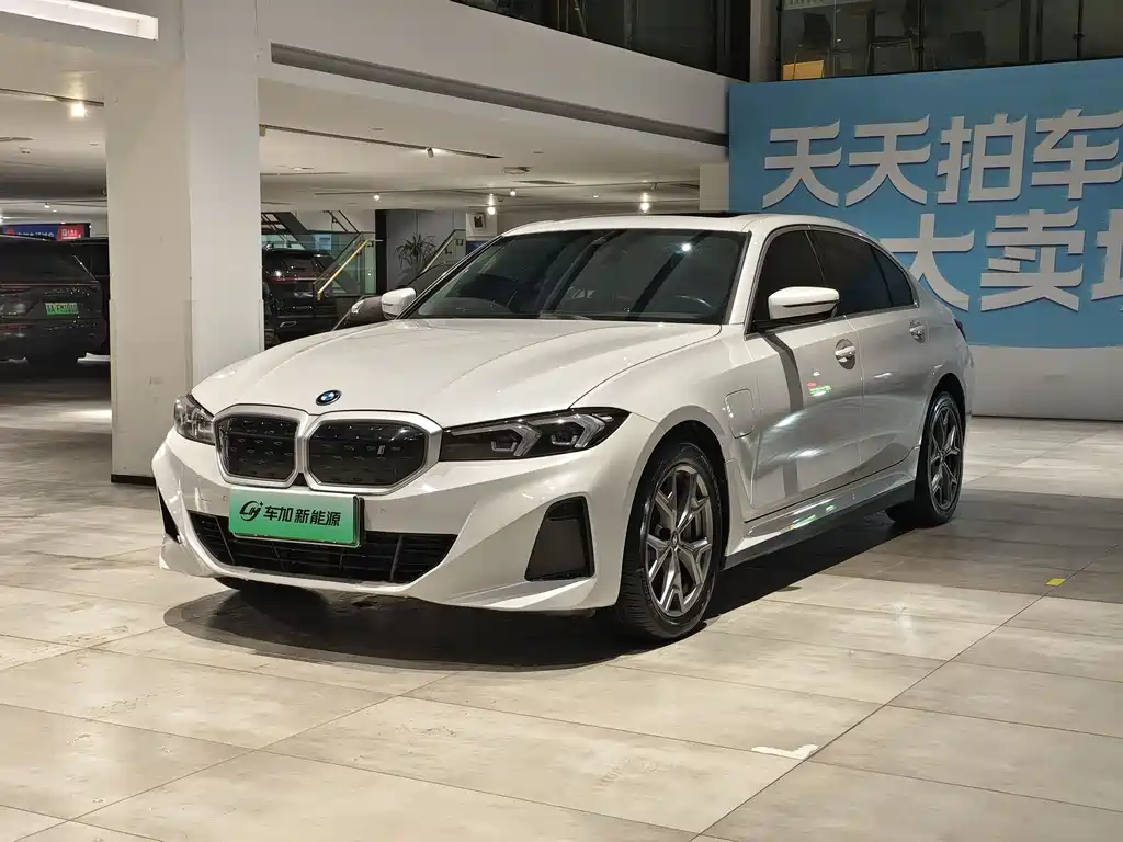 BMW i3 2023 — фото 1