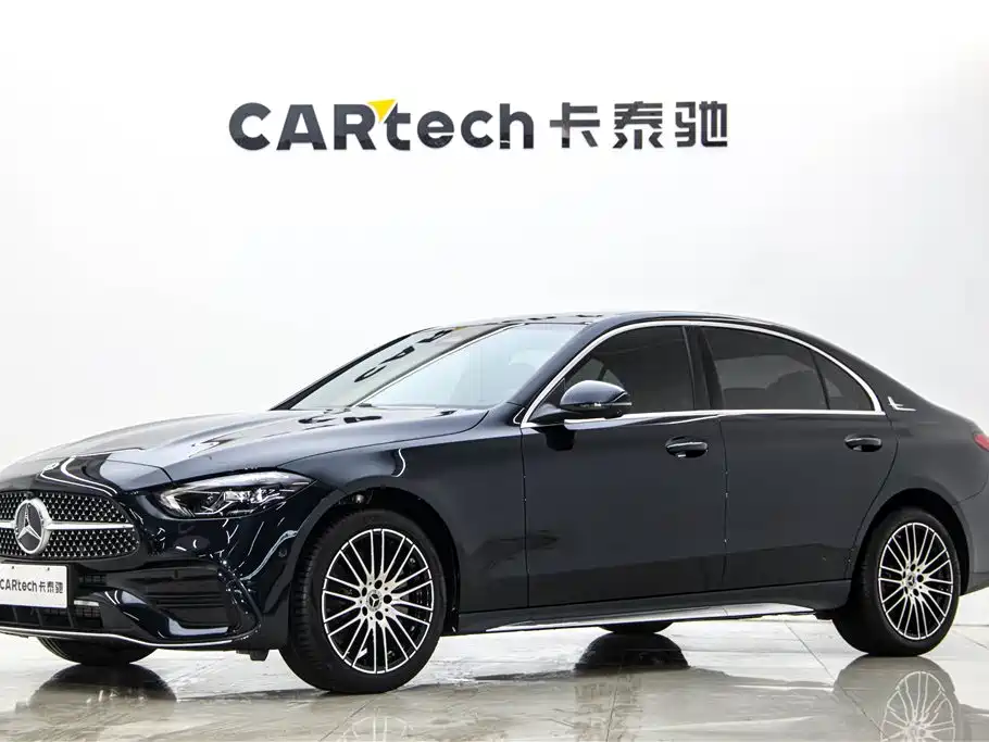 Mercedes-Benz C-Class 2025 — фото 13