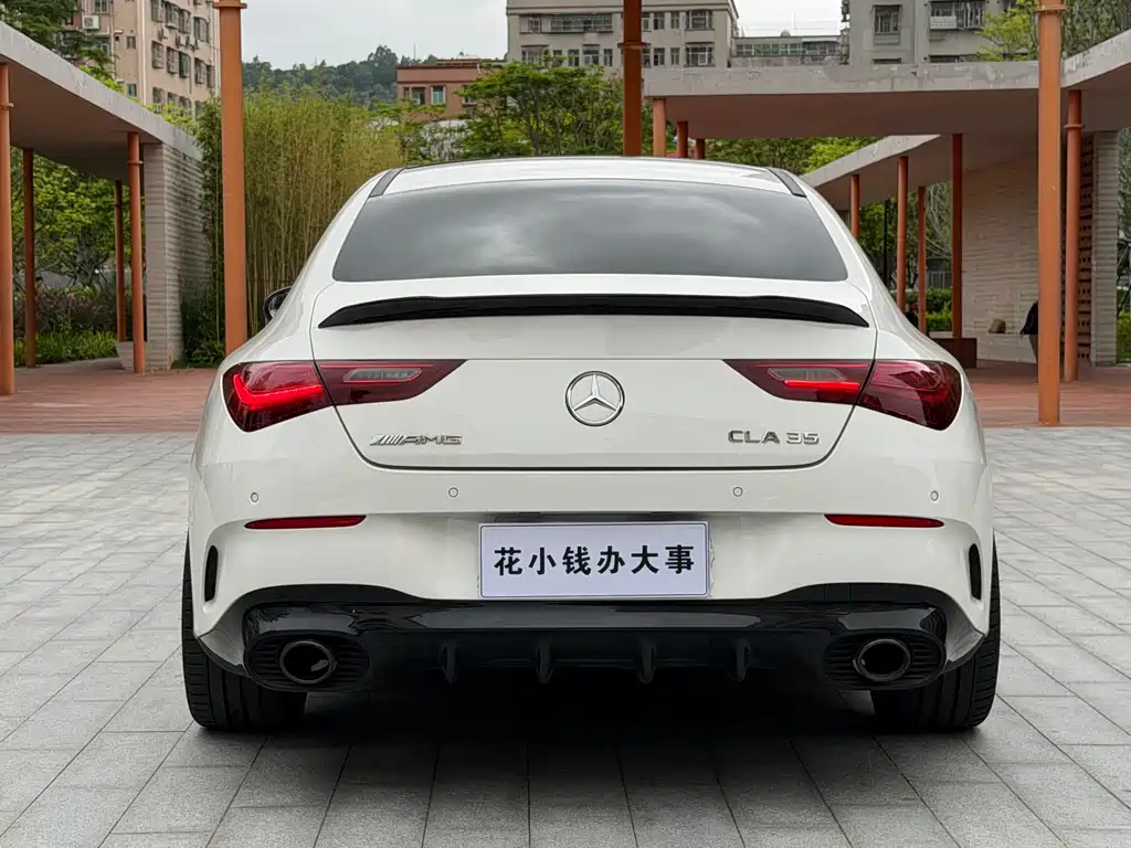 Mercedes-Benz CLA AMG 2024 — фото 10