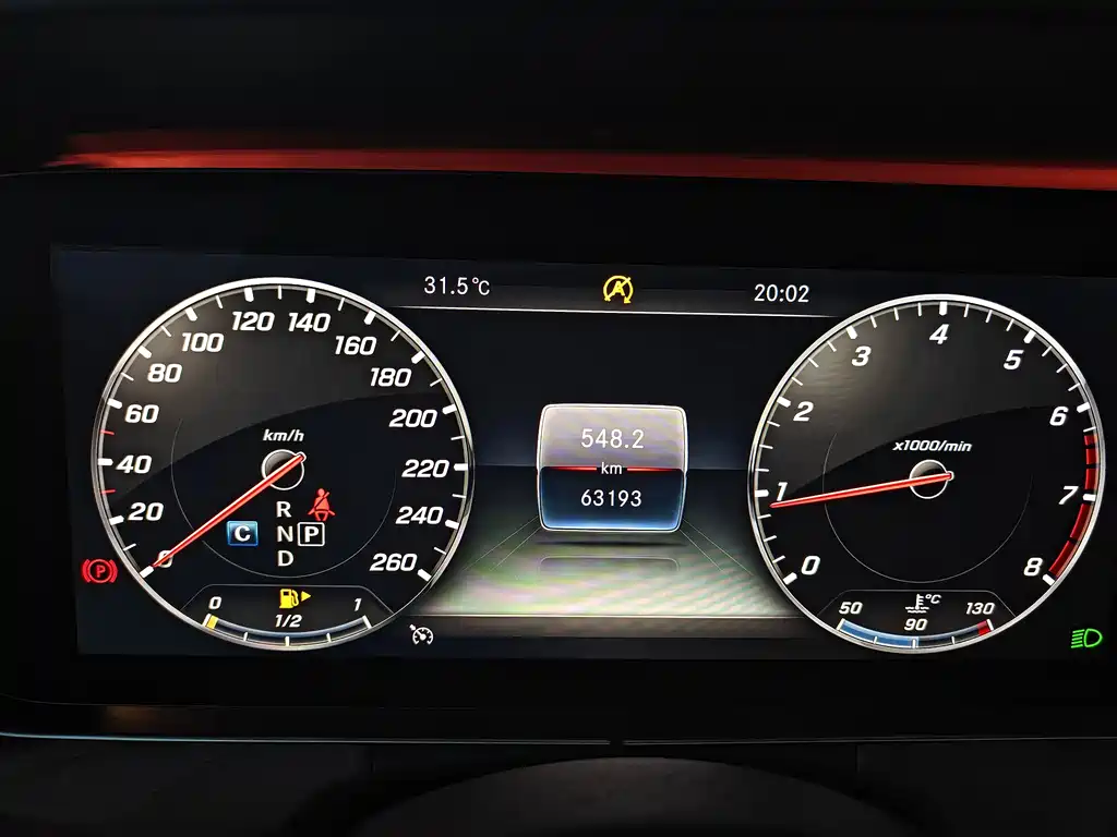 Mercedes-Benz E-Class 2020 — фото 26
