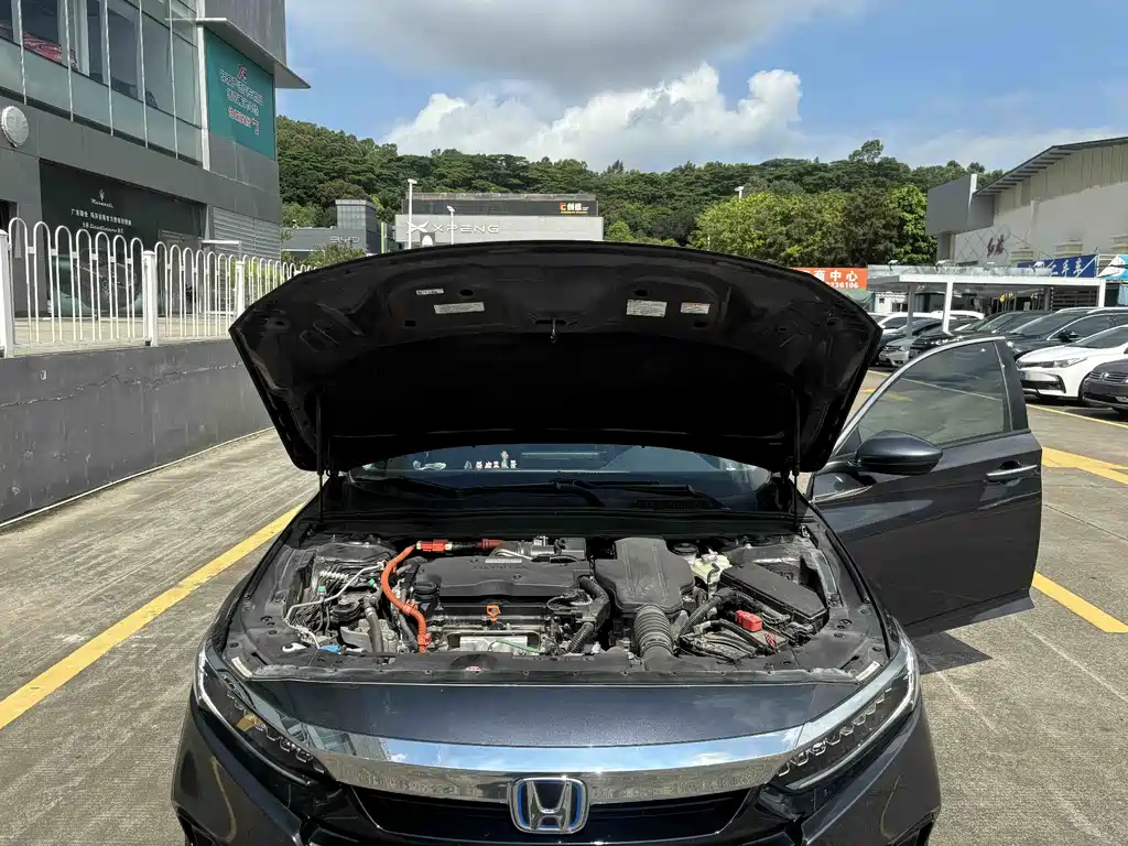 Honda Accord 2023 — фото 9