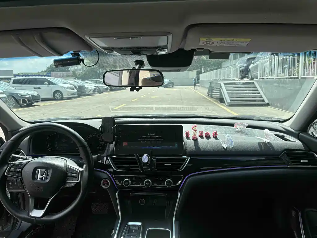 Honda Accord 2023 — фото 12