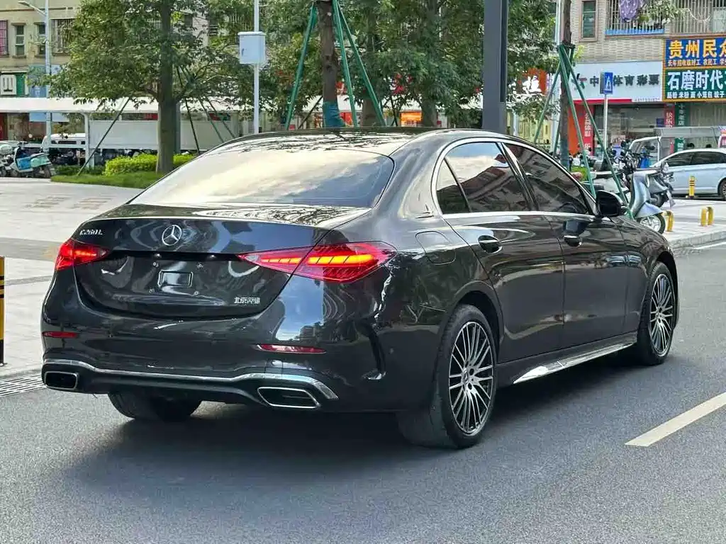 Mercedes-Benz C-Class 2023 — фото 7