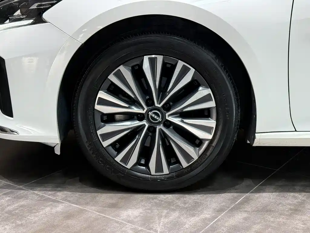 Nissan Teana 2023 — фото 28