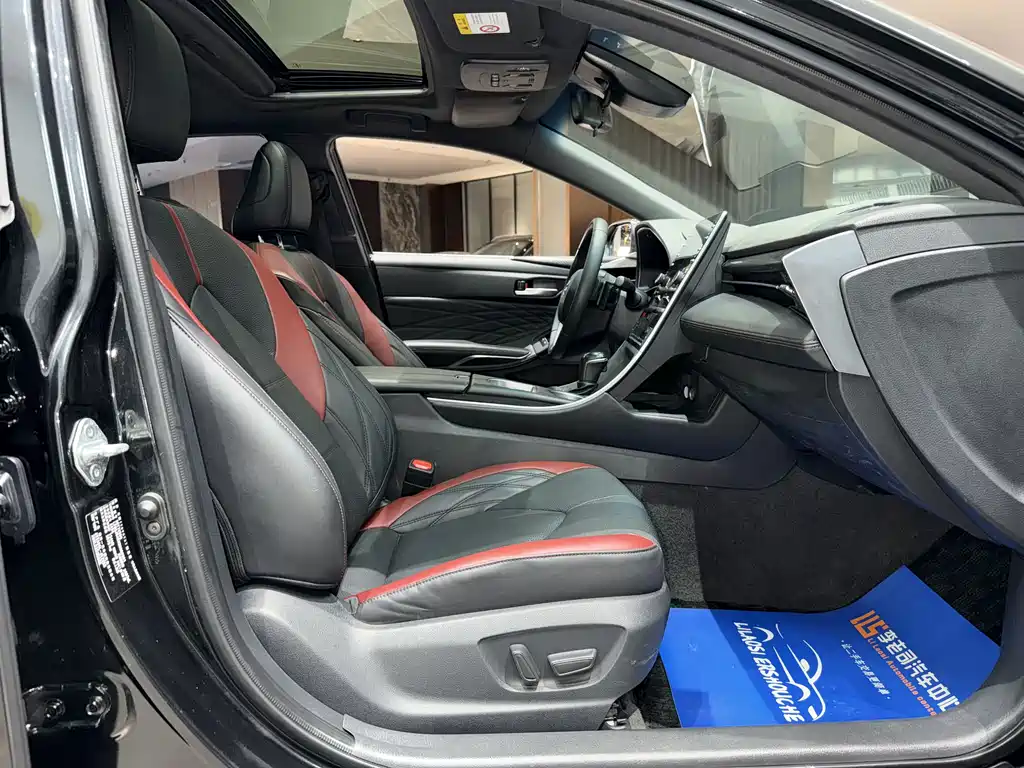 Toyota Avalon 2022 — фото 22