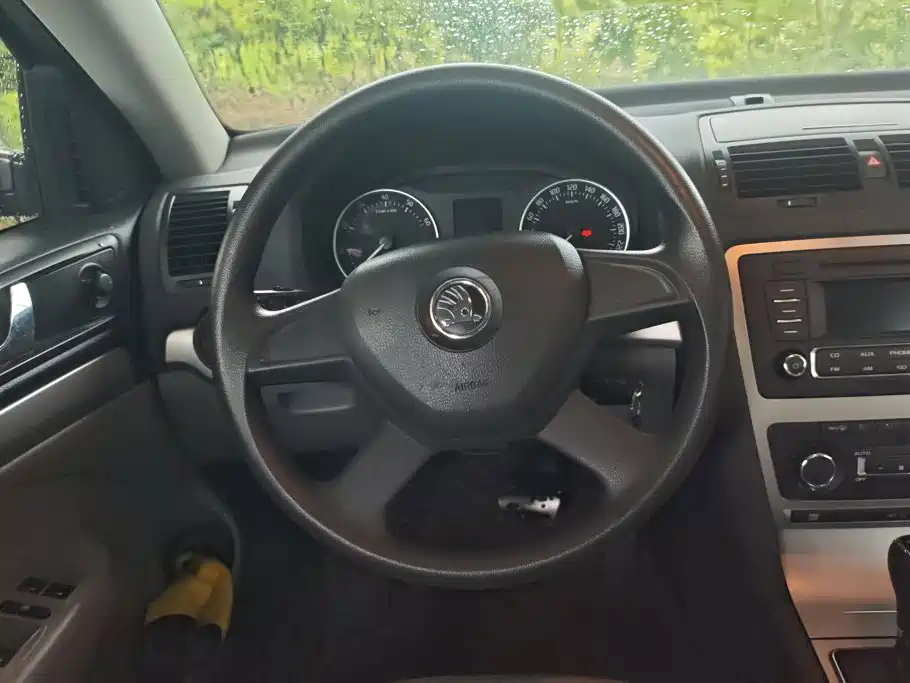 Skoda Octavia 2014 — фото 15