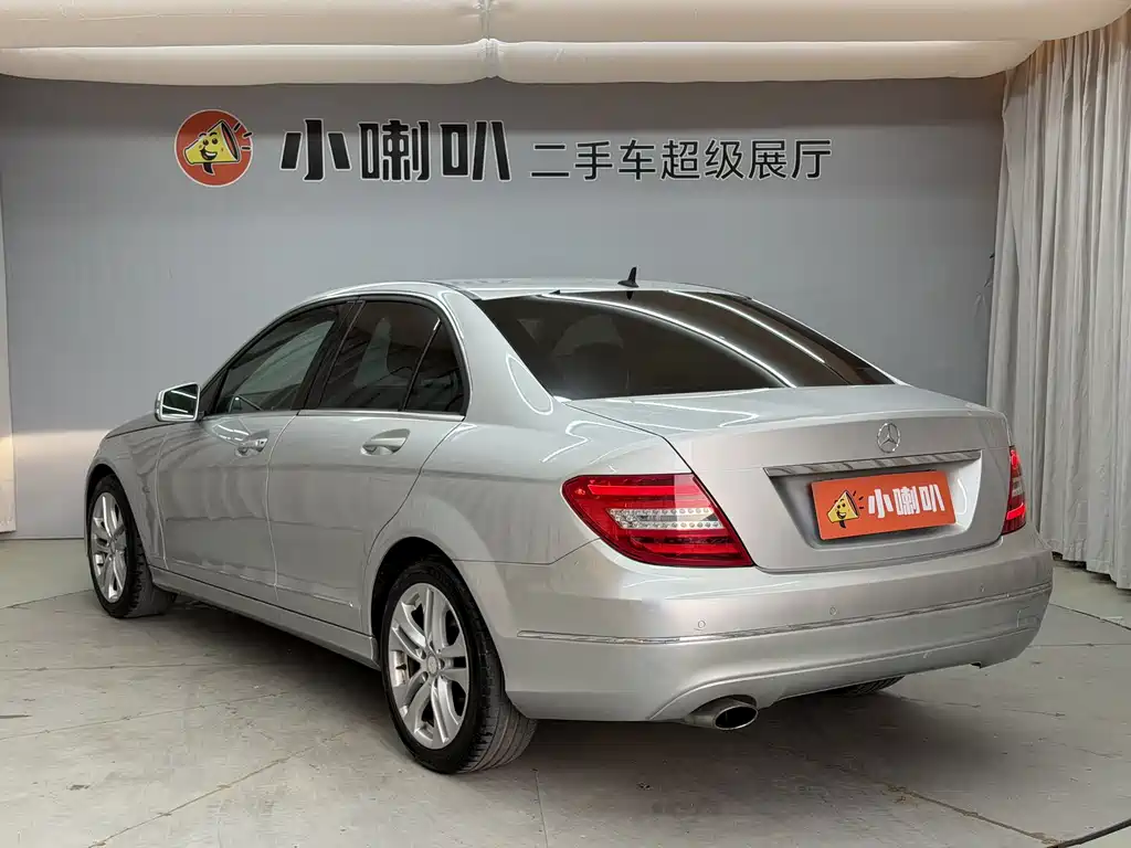 Mercedes-Benz C-Class 2011 — фото 10
