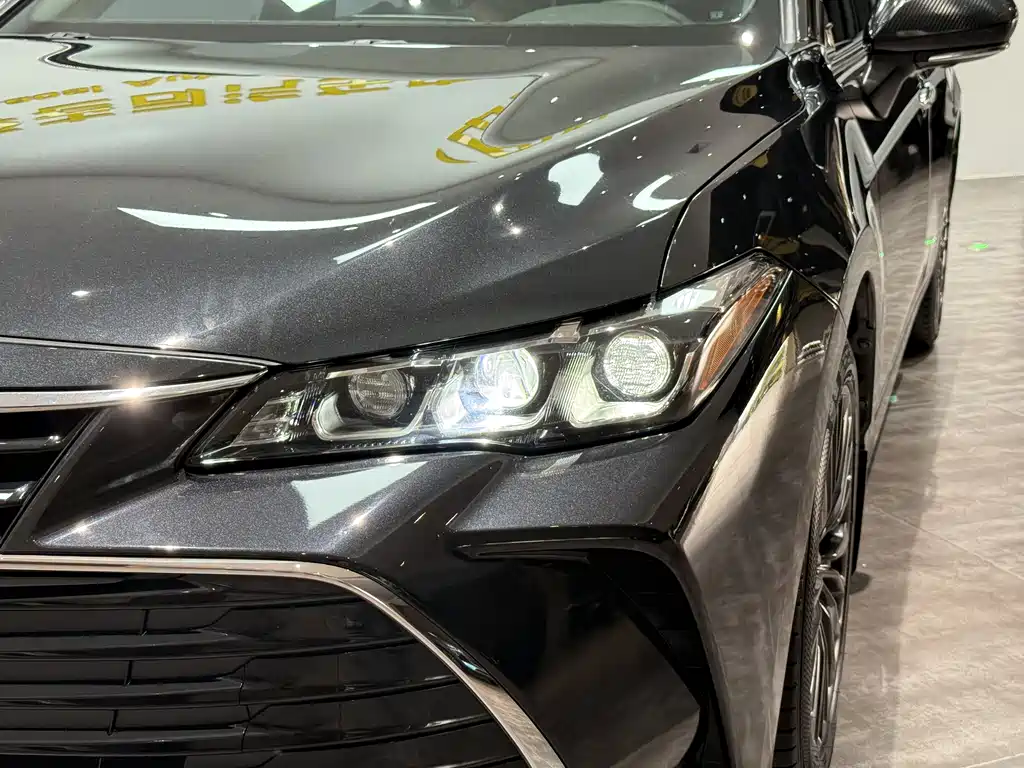 Toyota Avalon 2022 — фото 23