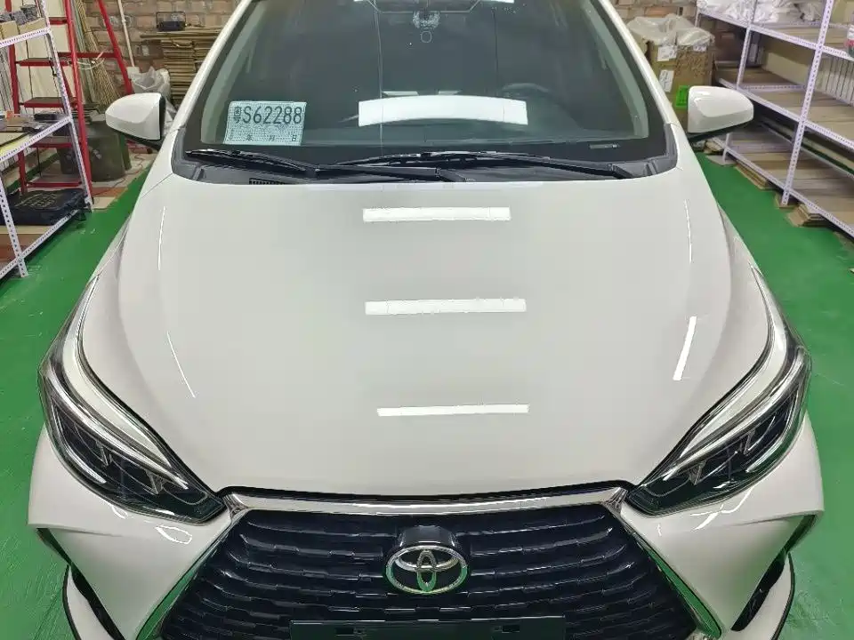 Toyota Yaris L 2023 — фото 2