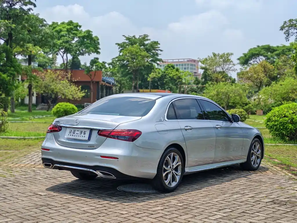 Mercedes-Benz E-Class 2021