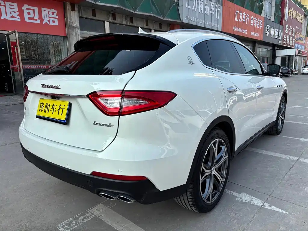 Maserati Levante 2020 — фото 6