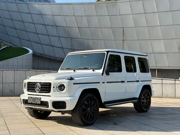 Mercedes-Benz G-Class 2025