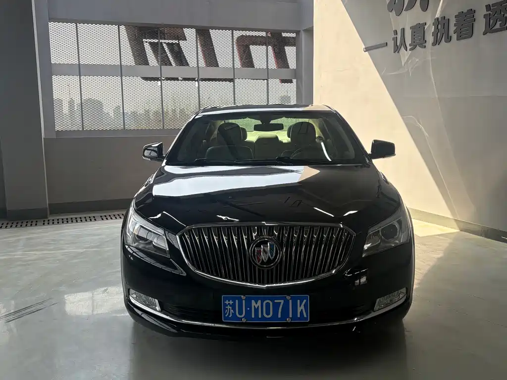 Buick LaCrosse 2015 — фото 2