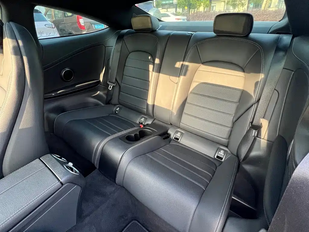 Mercedes-Benz C-Class 2019 — фото 10