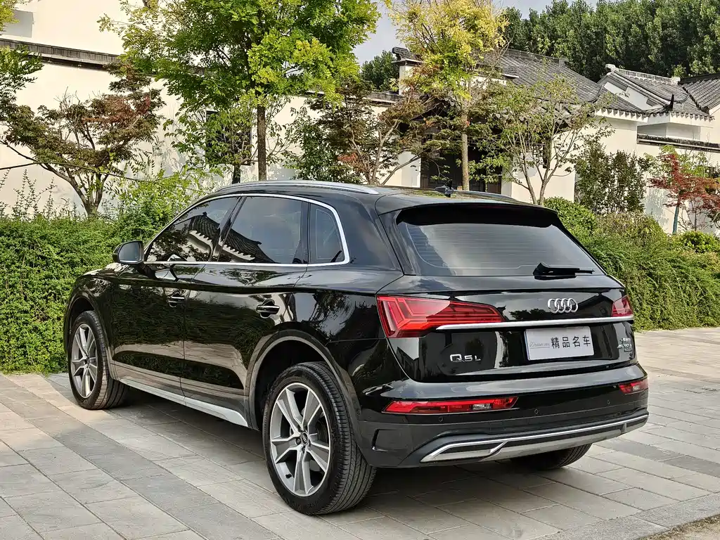 Audi Q5L 2022 — фото 5