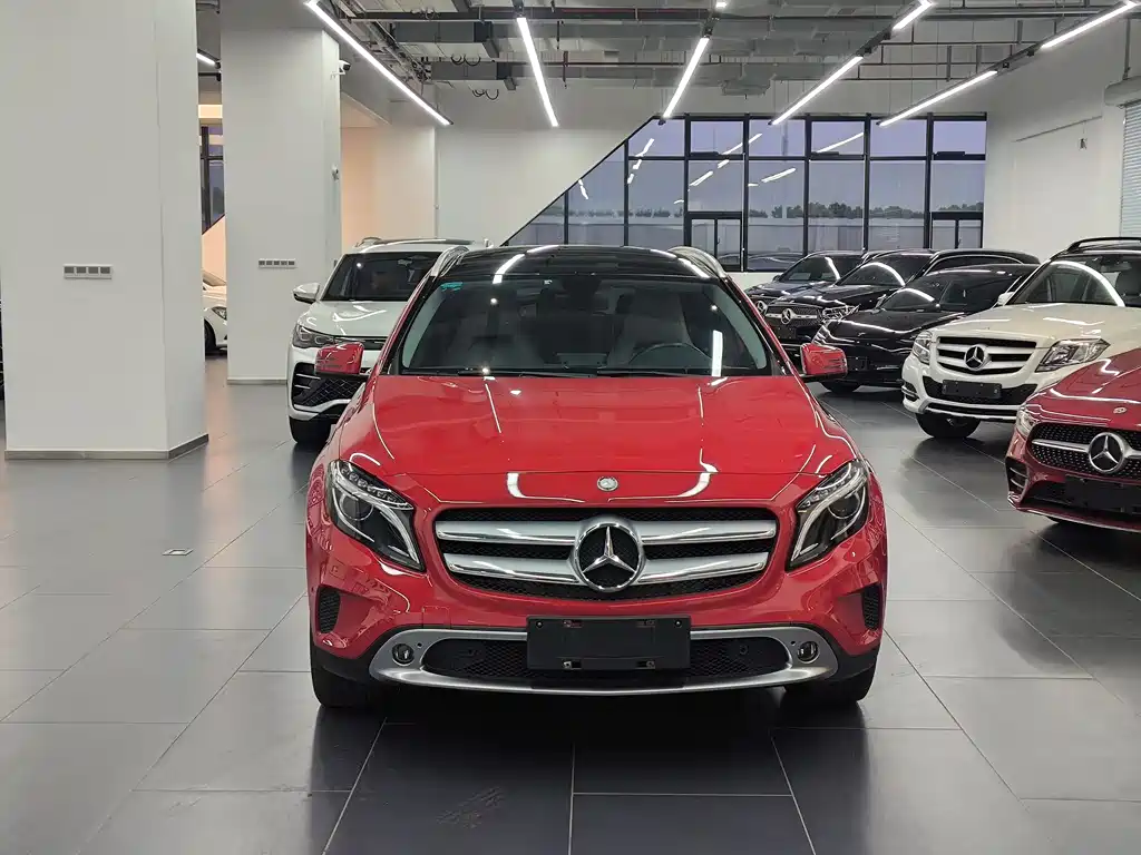 Mercedes-Benz GLA 2015 — фото 2