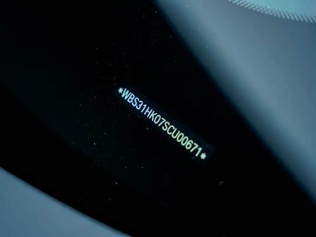 BMW M4 2025 — фото 15