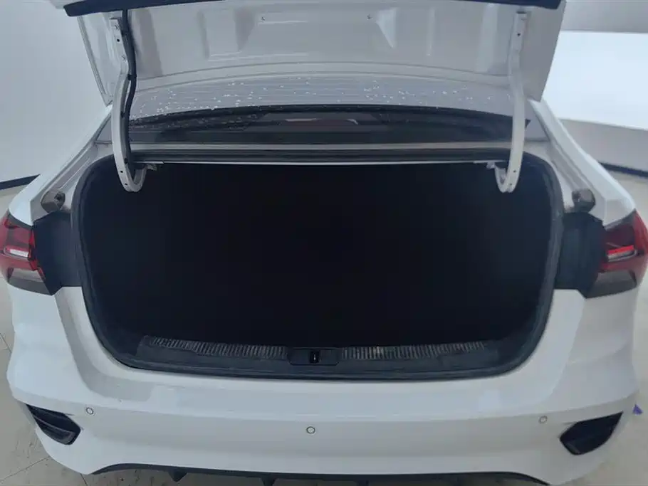 Roewe i5 2023