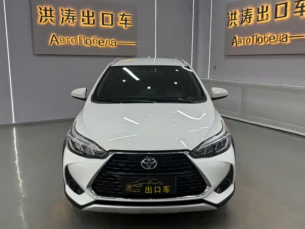 Toyota Yaris L 2022 — фото 2