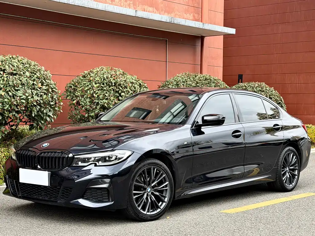 BMW 3 Series 2022