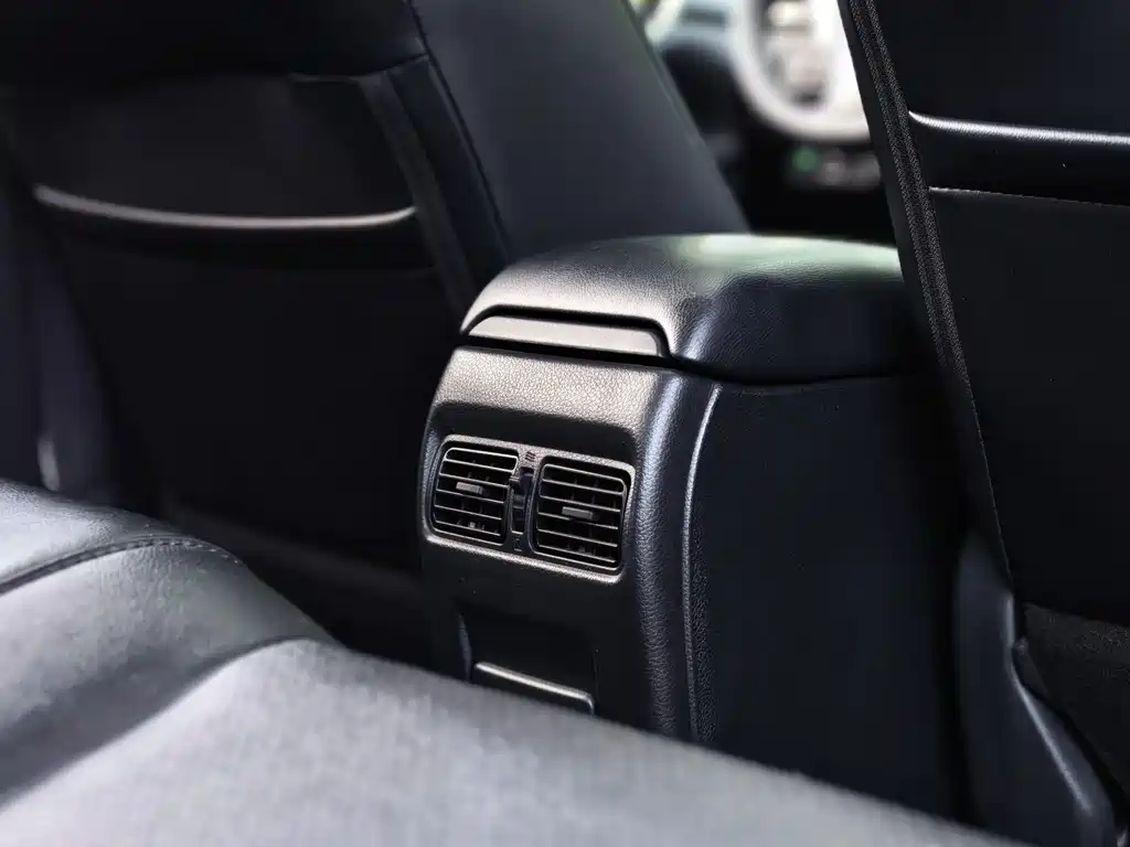 Nissan Sylphy 2016 — фото 24