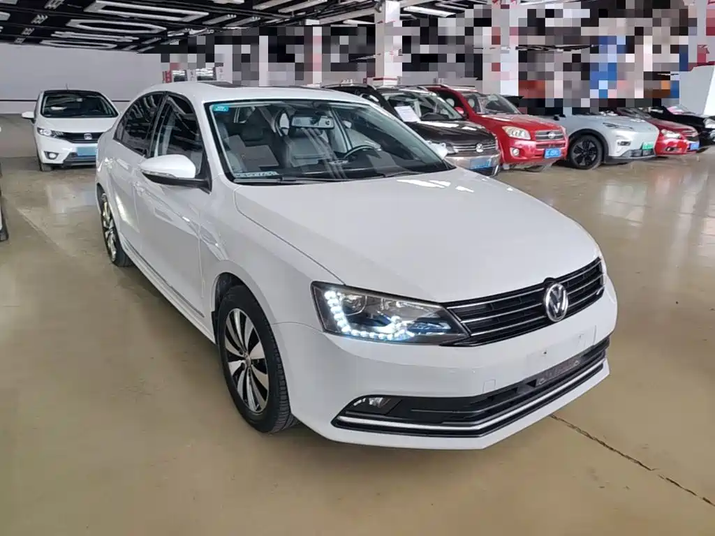Volkswagen Sagitar 2017