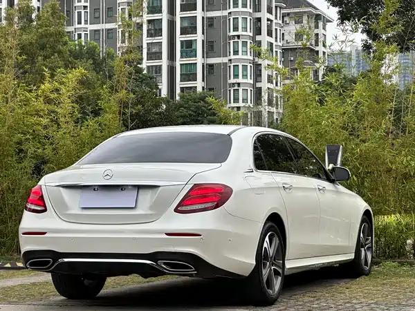 Mercedes-Benz E-Class 2018