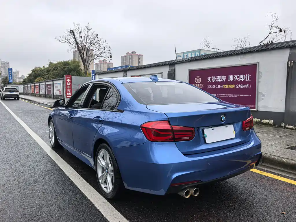 BMW 3 Series 2019 — фото 15