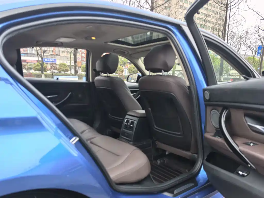 BMW 3 Series 2019