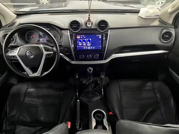 Dongfeng Ruiqi 6 2021