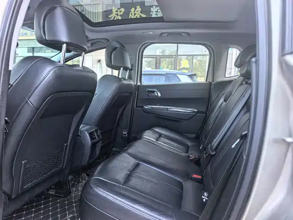 Peugeot 3008 2015