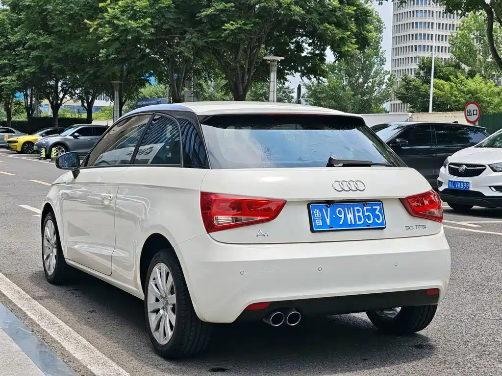 Audi A1 2014
