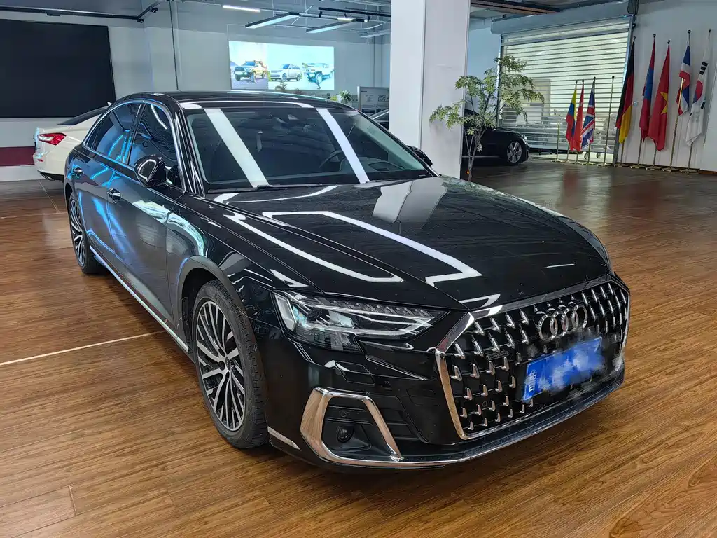 Audi A8 2024