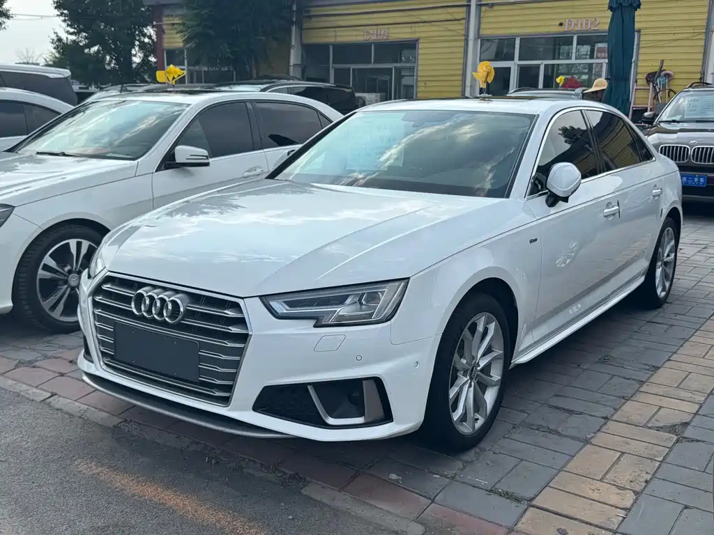 Audi A4L 2019