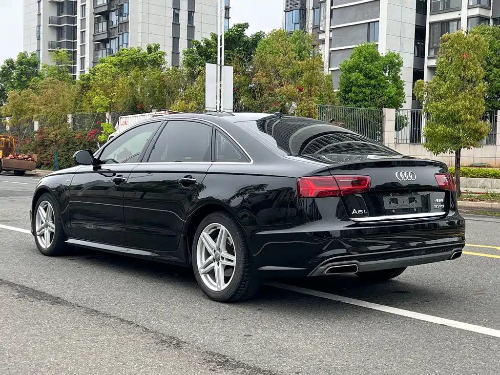 Audi A6L 2018 — фото 9