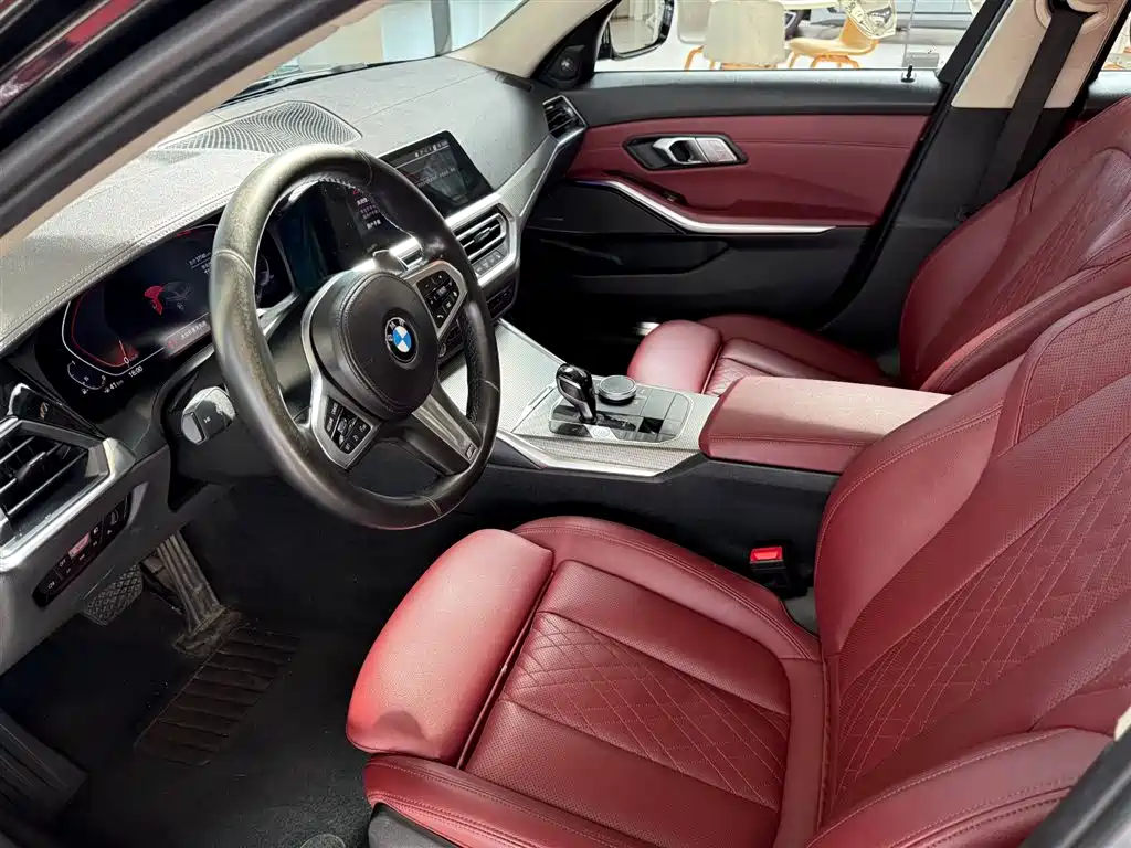 BMW 3 Series 2022 — фото 13