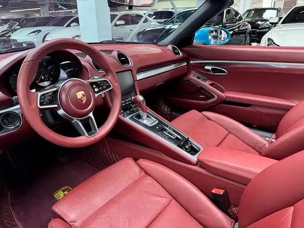 Porsche 718 2017