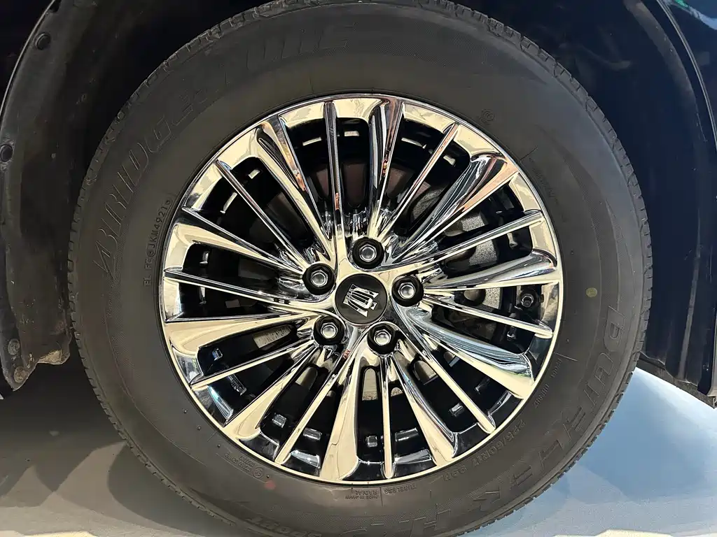 Toyota Vellfire 2022 — фото 21