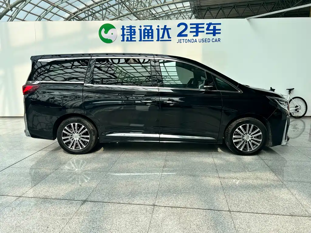GAC Motor Trumpchi M8 2021 — фото 3