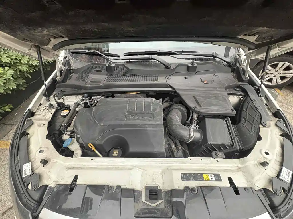 Land Rover Discovery Sport 2019 — фото 9