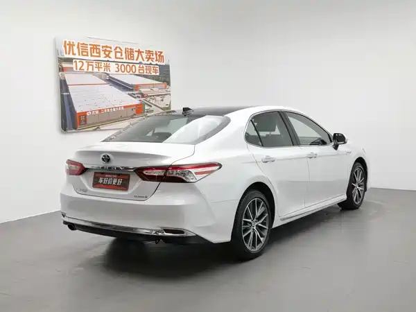 Toyota Camry 2023