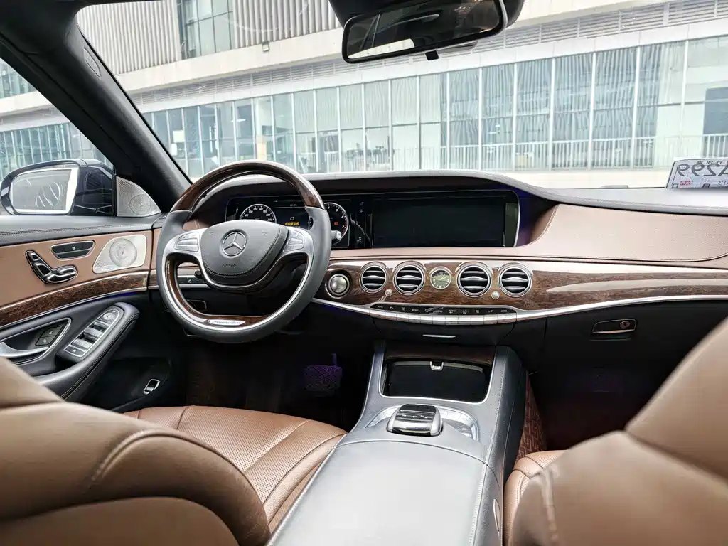 Mercedes-Benz S-Class 2015 — фото 17