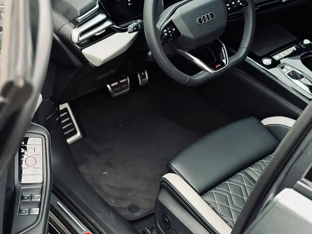 Audi A5L 2025 — фото 11