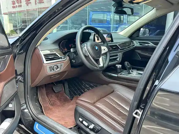 BMW 7 Series 2020
