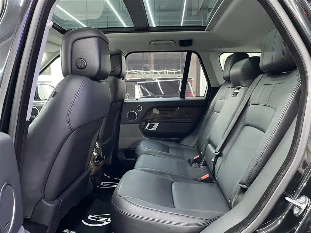 Land Rover Range Rover 2019 — фото 9