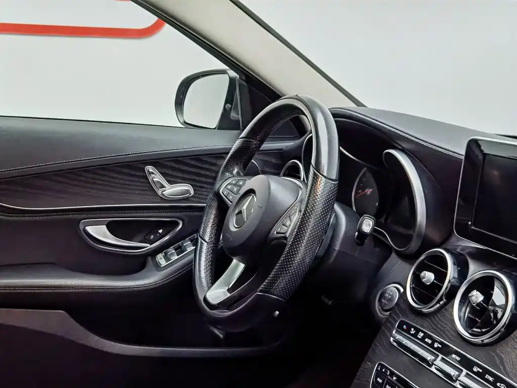 Mercedes-Benz C-Class 2015 — фото 22